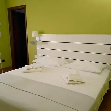 Il Sottosopra Frühstückspension Labico